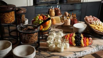 Daily cooked-to-order breakfast for a fee