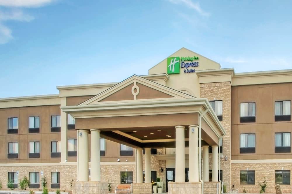 Holiday Inn Express Hotel & Suites Las Vegas by IHG