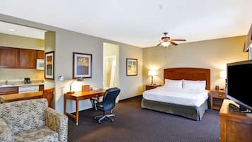 Suite, 1 King Bed, Accessible, Bathtub (Mobility & Hearing) | In-room safe, free cots/infant beds, free rollaway beds, free WiFi