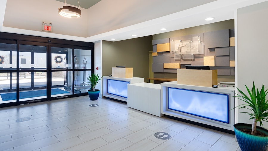 Holiday Inn Express Hotel & Suites Weston by IHG