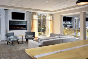 Exterior - Holiday Inn Raleigh-Durham Airport by IHG (Morrisville)