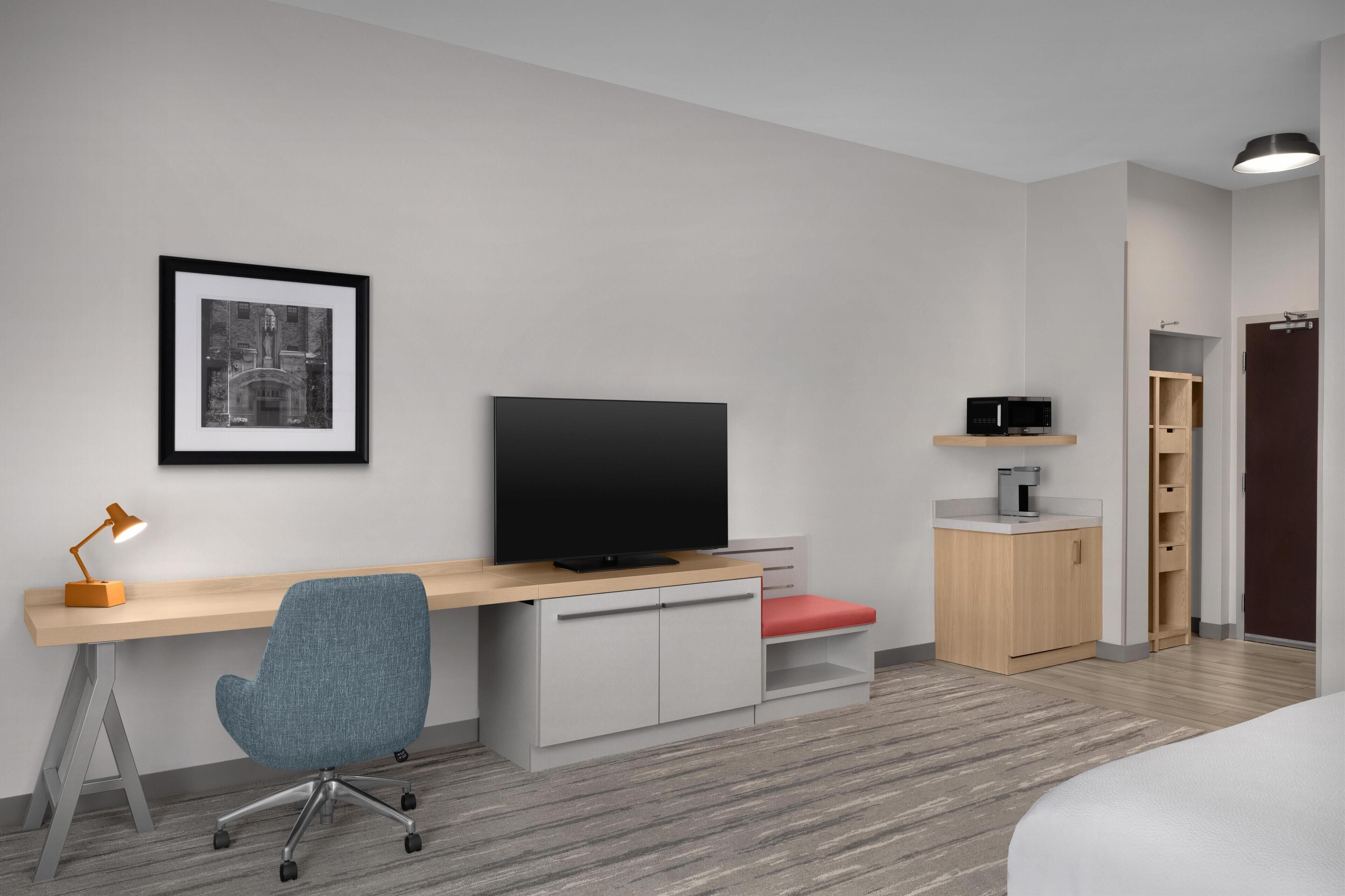 Room, 1 King Bed, Accessible (Roll In Shower, Peloton Bike) | Hypo-allergenic bedding available, down comforters, in-room safe, desk