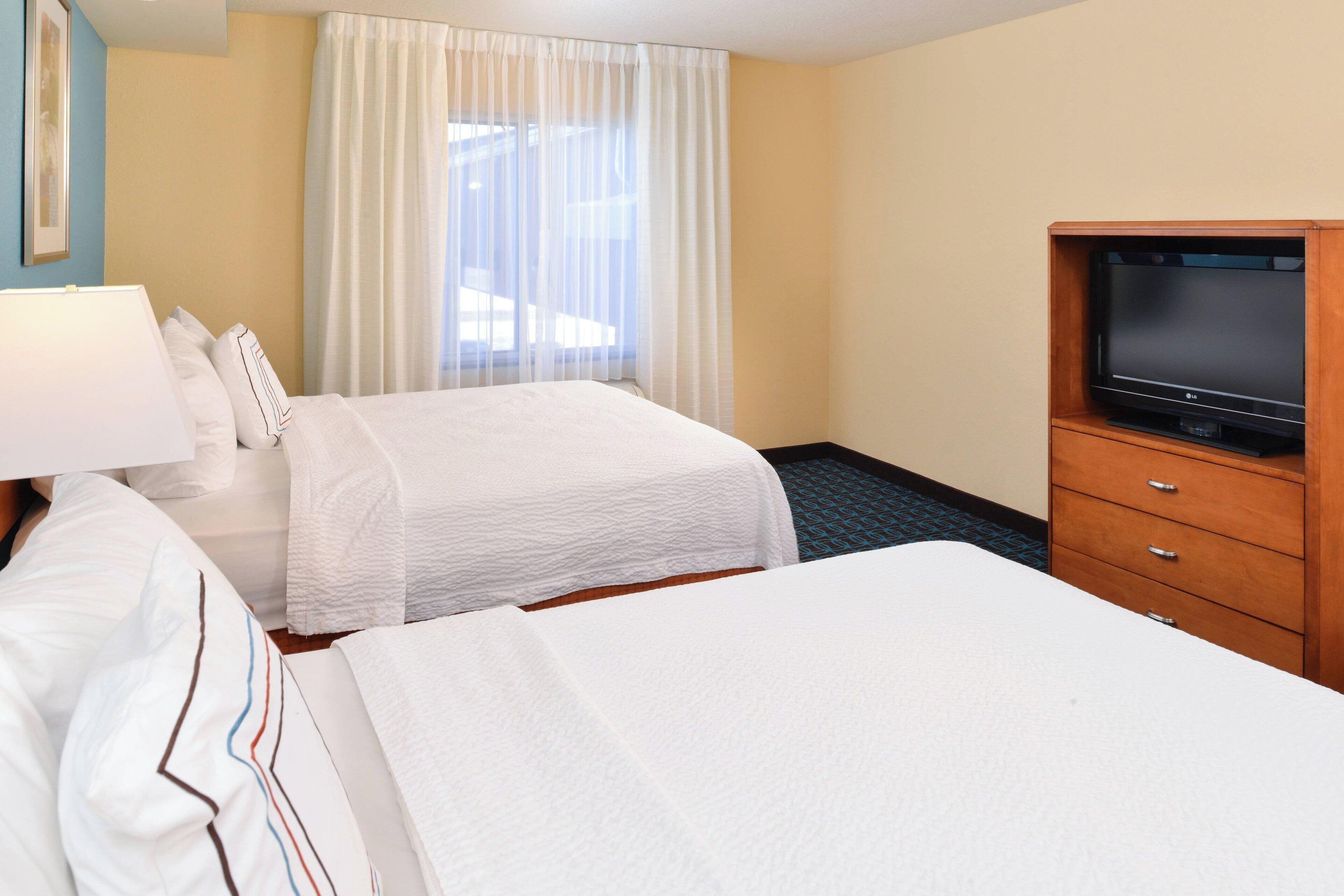 suite, multiple beds, non smoking | premium bedding, pillow-top beds, desk, iron/ironing board