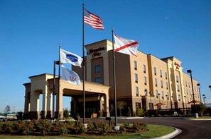 Exterior - Hampton Inn Calera (Calera)