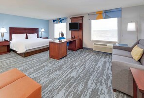 Premium bedding, desk, laptop workspace, blackout drapes - Hampton Inn & Suites Dallas-Arlington-South (Arlington)