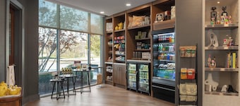 Hotel Indigo Columbus Architectural Center by IHG