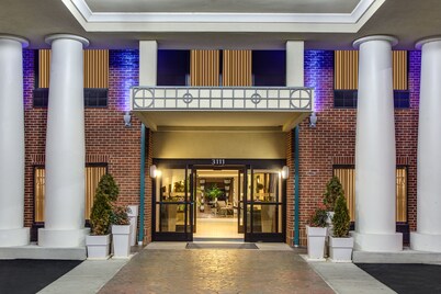 Holiday Inn Express Hotel & Suites Greensboro - East by IHG