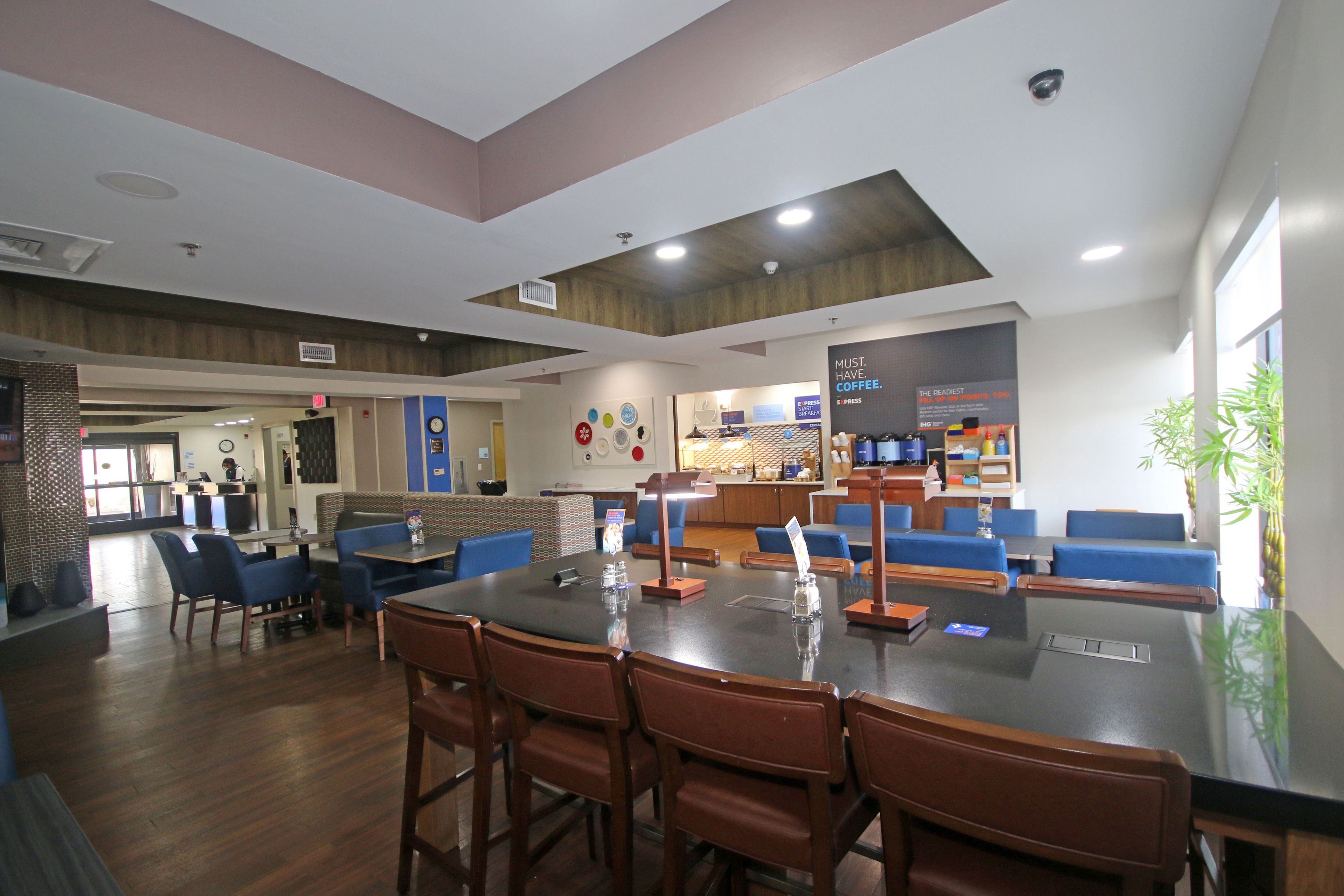 Desayuno bufé gratuito y diario