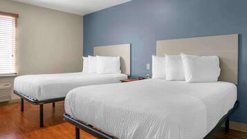 Standard Studio, 2 Double Beds, Non Smoking, Refrigerator & Microwave | Desk, laptop workspace, iron/ironing board, free WiFi