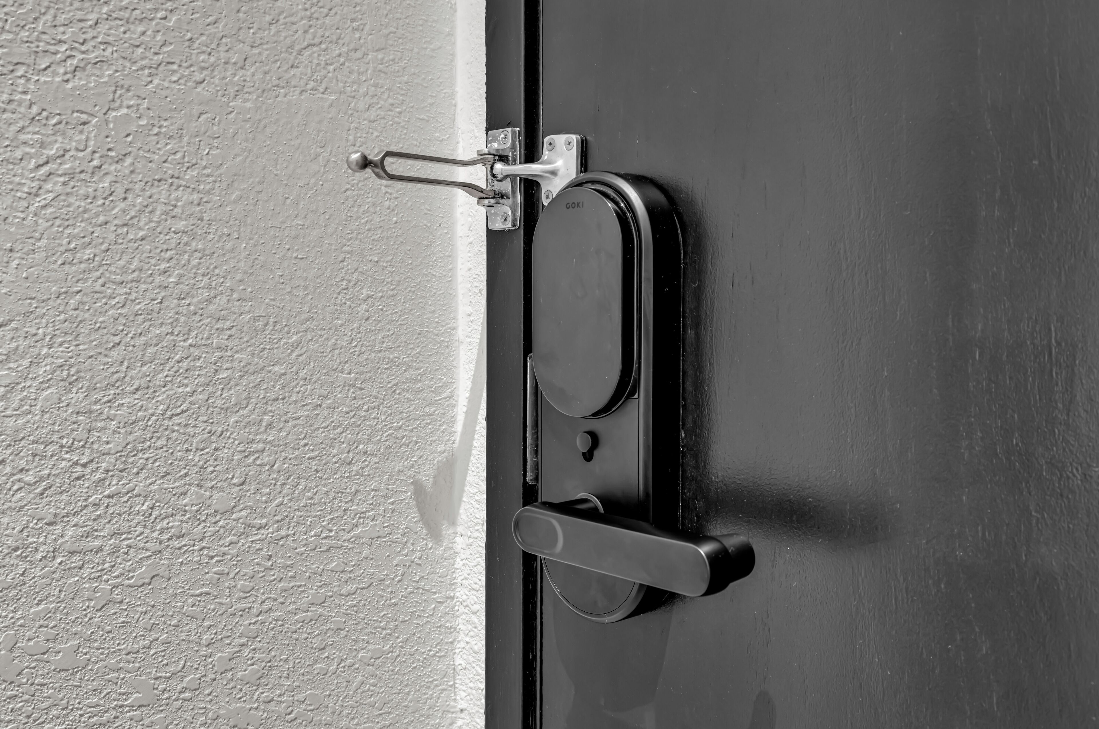 1 bedroom, premium bedding, desk, laptop workspace