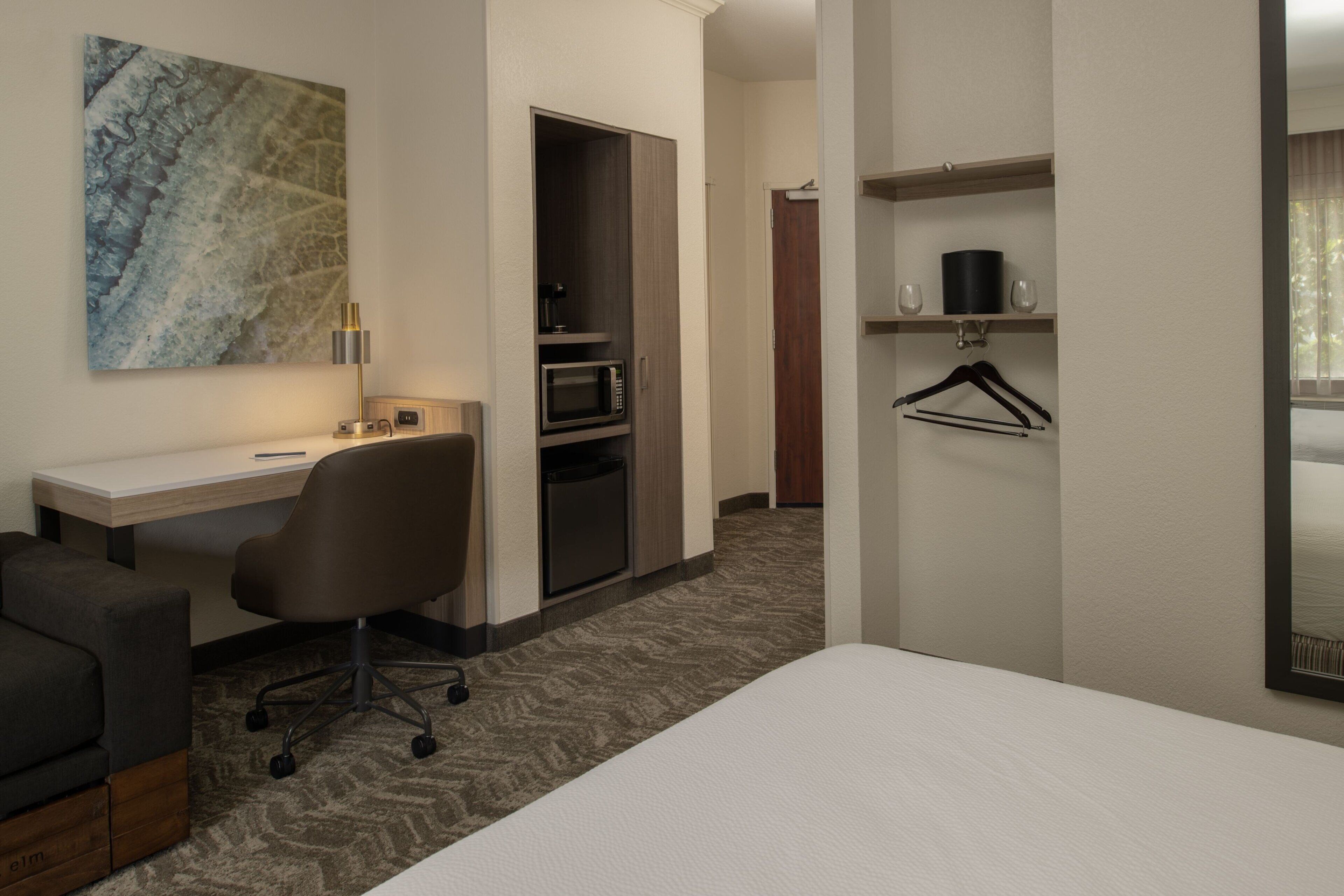 suite, multiple beds, non smoking | individually decorated, individually furnished, desk, laptop workspace