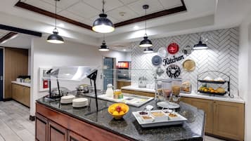 Free daily buffet breakfast