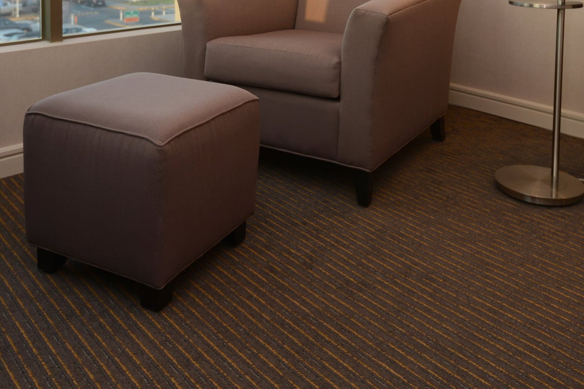 Premium bedding, in-room safe, desk, laptop workspace