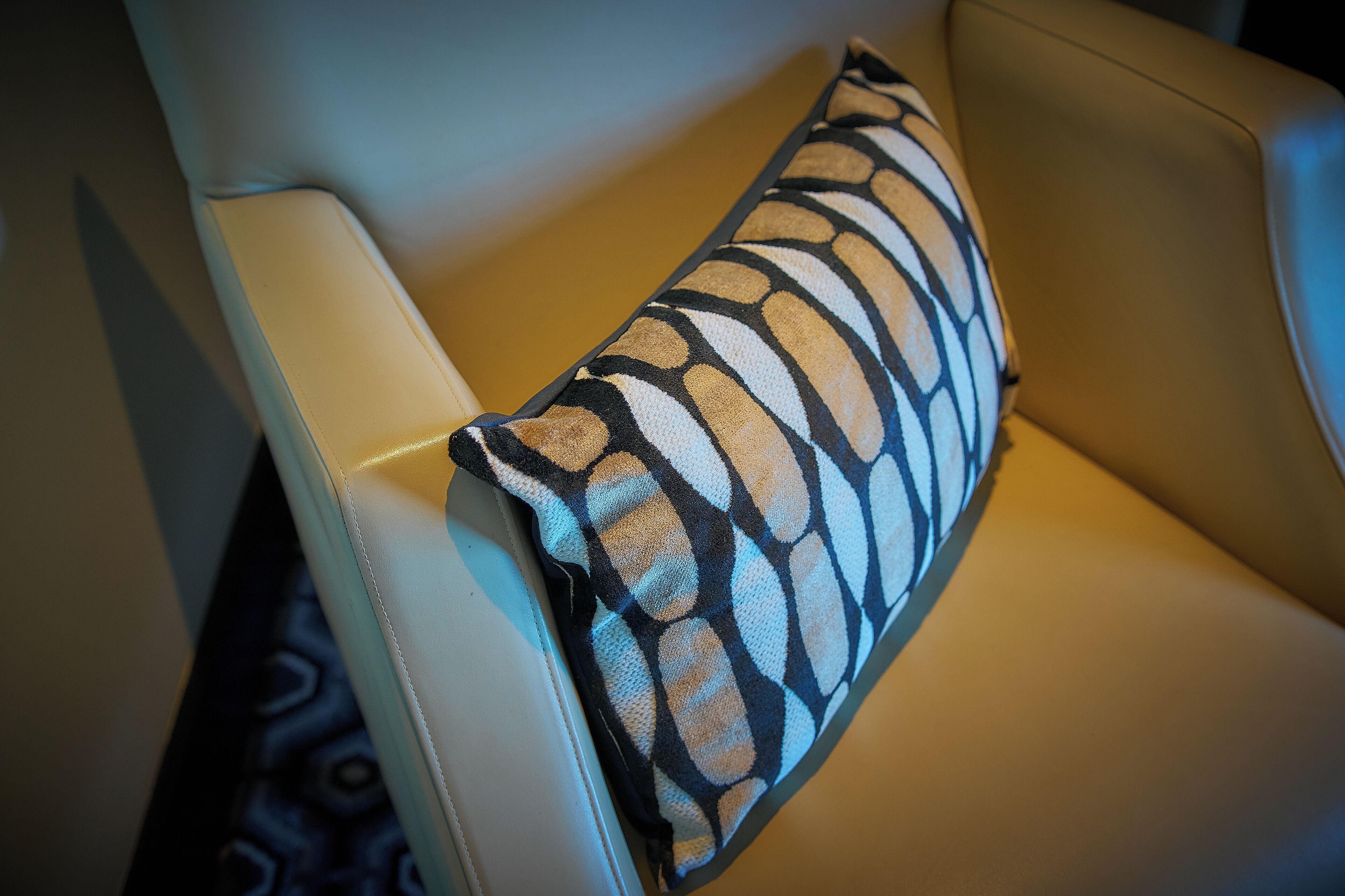 v residence | 1 bedroom, down duvets, minibar, in-room safe