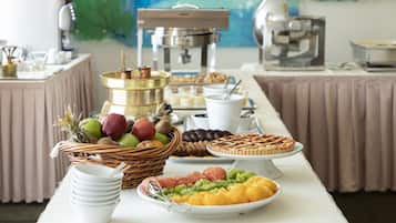 Daily buffet breakfast (EUR 22 per person)