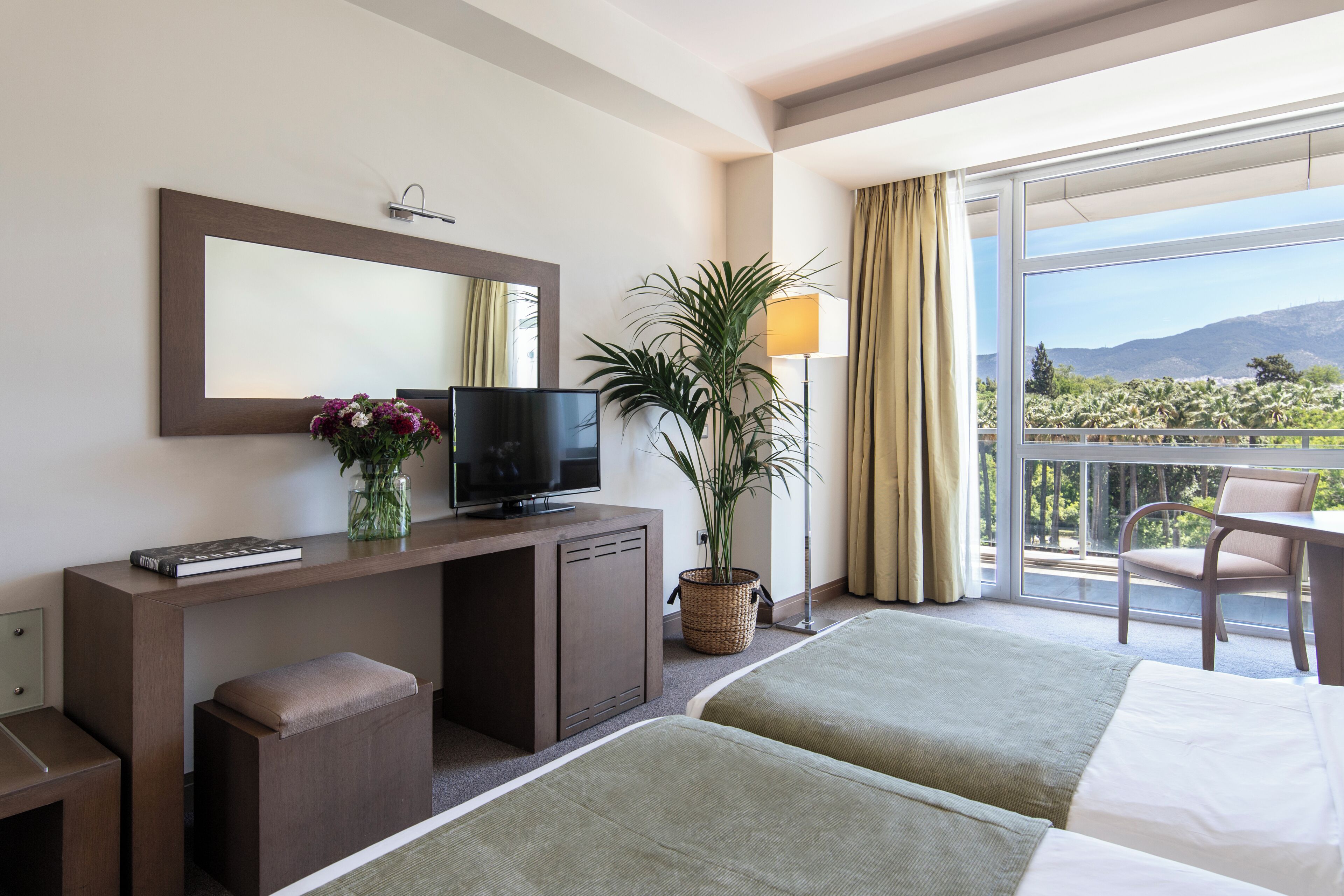 Premium bedding, down comforters, minibar, in-room safe