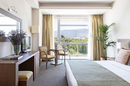 Amalia Hotel Athens - Image 1