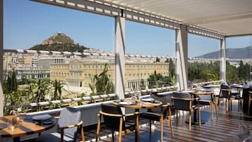 Se sirven desayunos, almuerzos y cenas