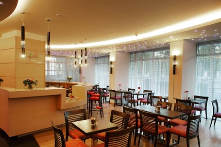 Amalia Hotel Athens - Image 29