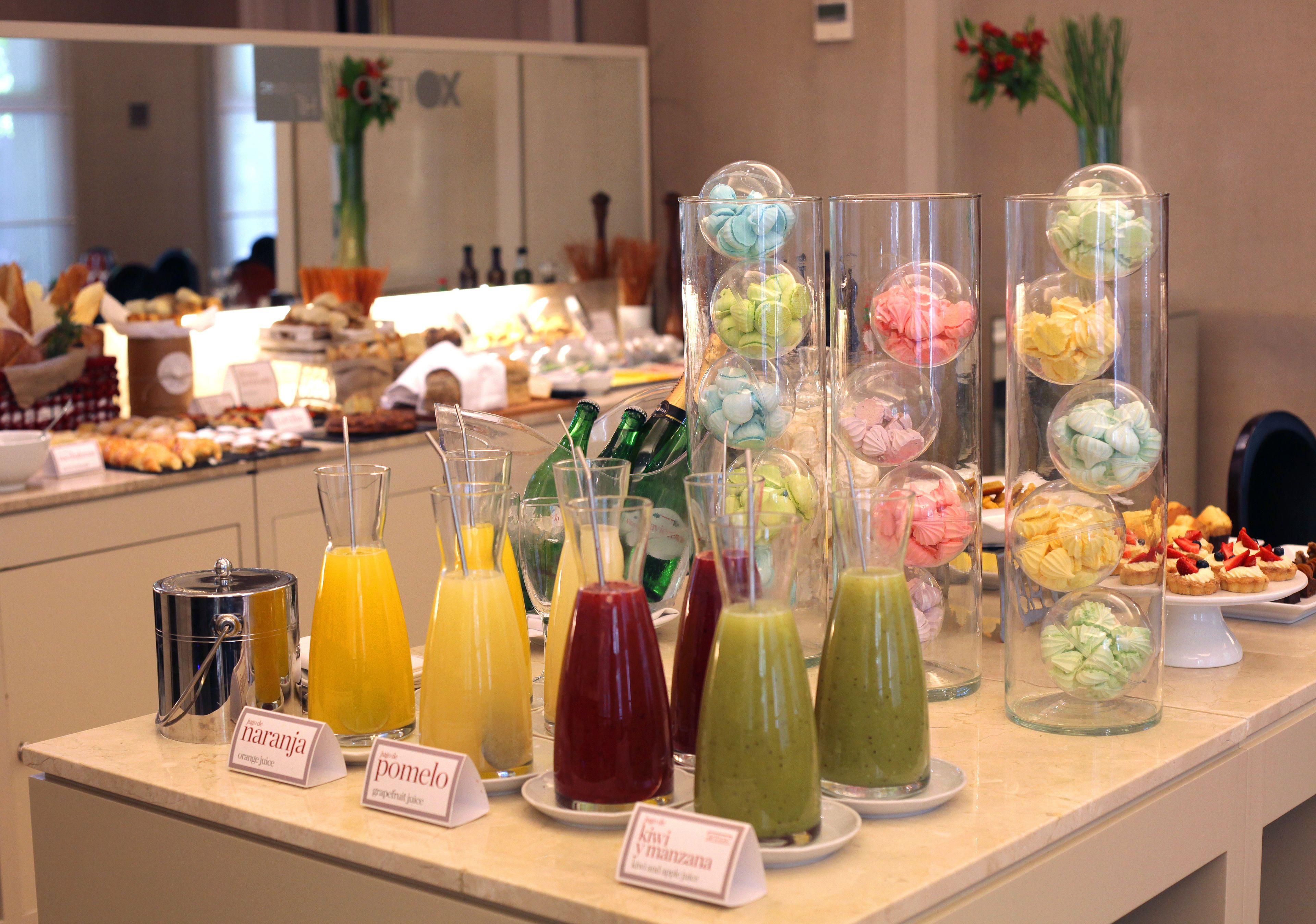 daily buffet breakfast for a fee