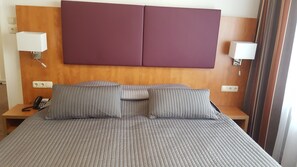 Double Room - Hotel Niederrad - Self Check In (Frankfurt)