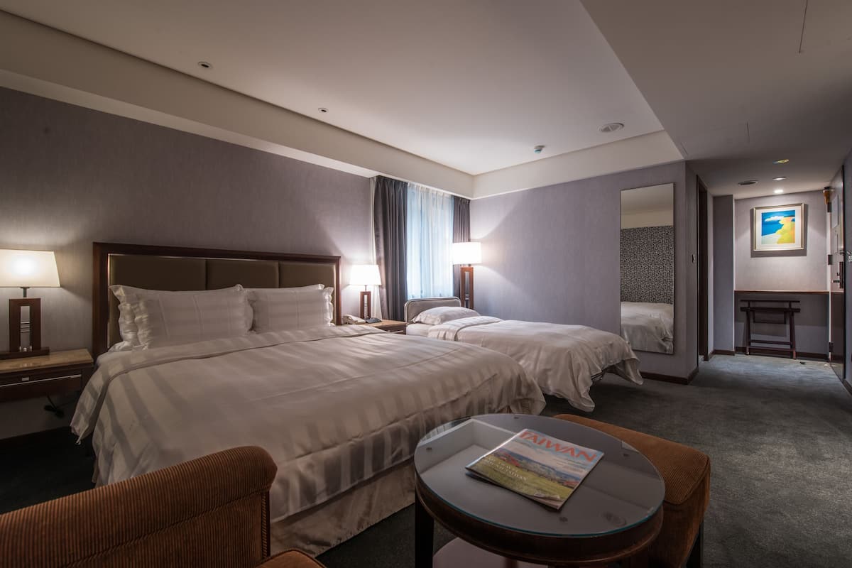 Deluxe Triple Room