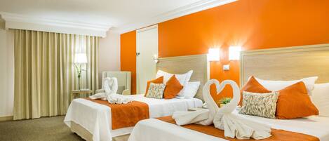 Executive Double Room | In-room safe, desk, iron/ironing board, free WiFi