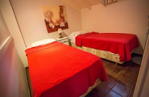 Quarto standard | 1 quarto, frigobar, cofres nos quartos, berços grátis