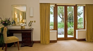 Luxury Suite, 1 King Bed, Non Smoking (Walk-in Shower) | View from room