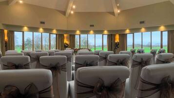 Innenbereich für Hochzeiten