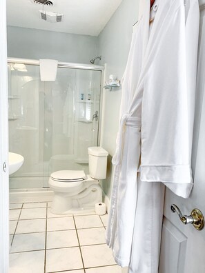 Free toiletries, hair dryer, bathrobes, towels