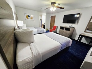 Deluxe Double Room | Desk, blackout curtains, iron/ironing board, free WiFi - Guest House Inn (Lubbock)