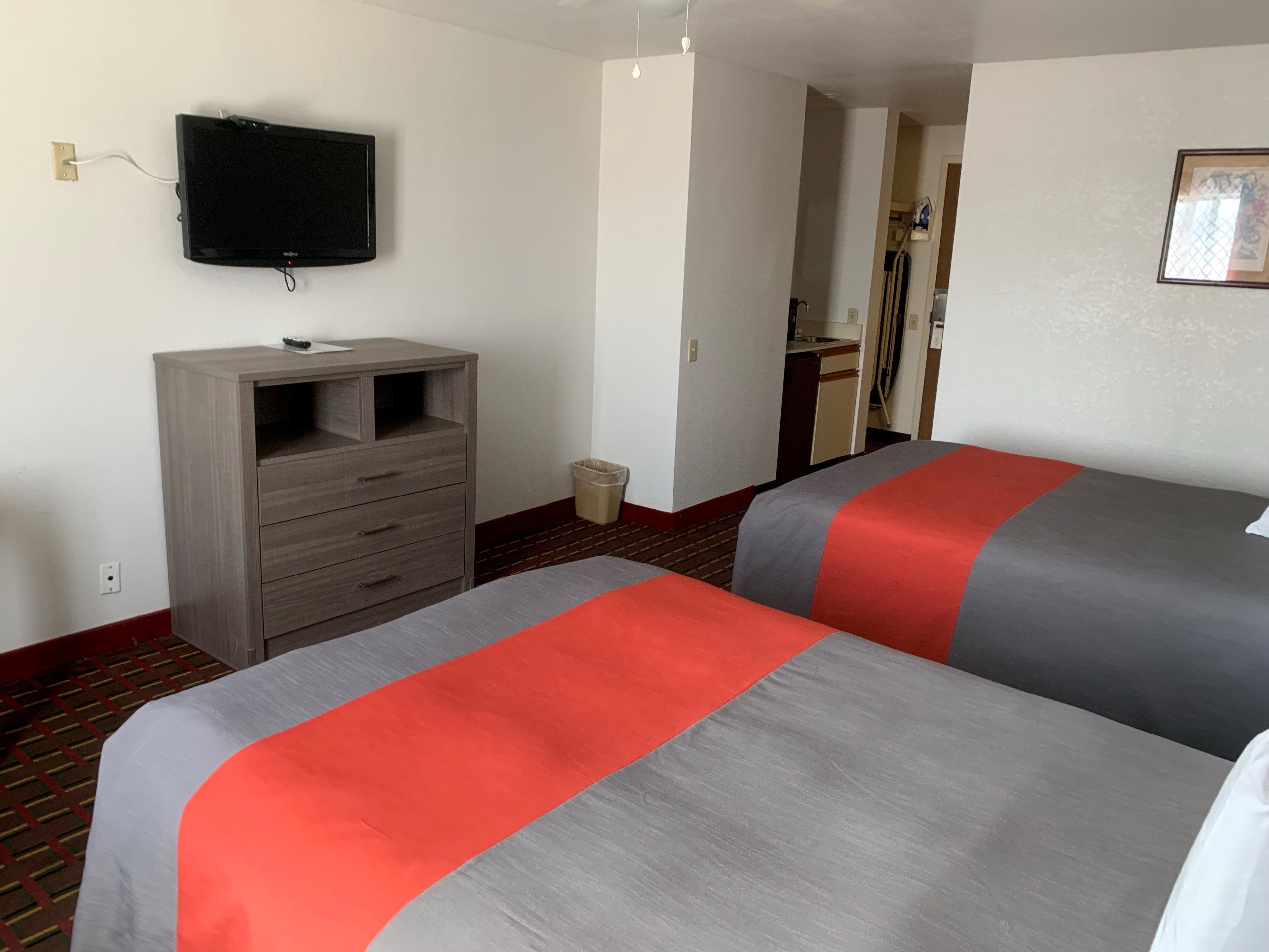 deluxe double room | desk, blackout curtains, iron/ironing board, free wifi