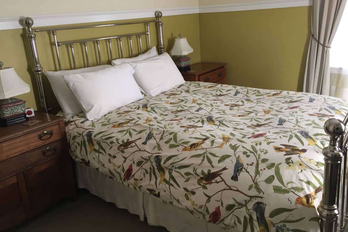 Ethan Allen Suite | 2 bedrooms, individually decorated, individually furnished