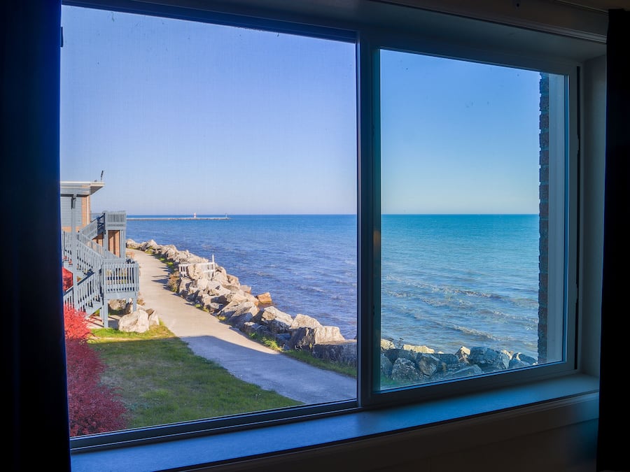 Lakeside Executive One Queen Bed | Terrasse/Patio