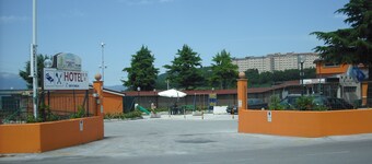 Cascina Garden Hotel
