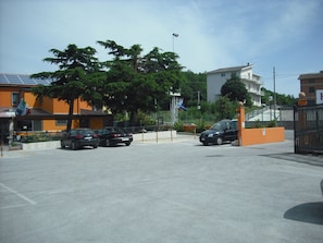 Free self-parking