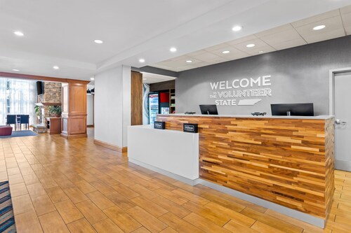 Hampton Inn & Suites Murfreesboro