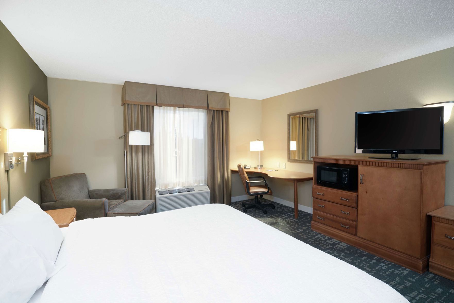 In-room safe, free cots/infant beds, rollaway beds, free WiFi