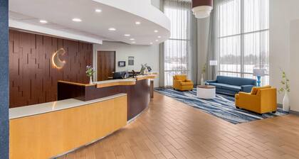 Comfort Inn & Suites