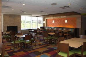 Desayuno buffet incluido todos los días