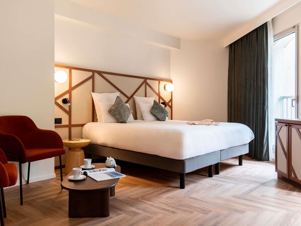 Privilege, Room, 1 Double Bed | Premium bedding, pillowtop beds, individually decorated - Hôtel Mercure Rouen Centre Champ-de-Mars (Rouen)