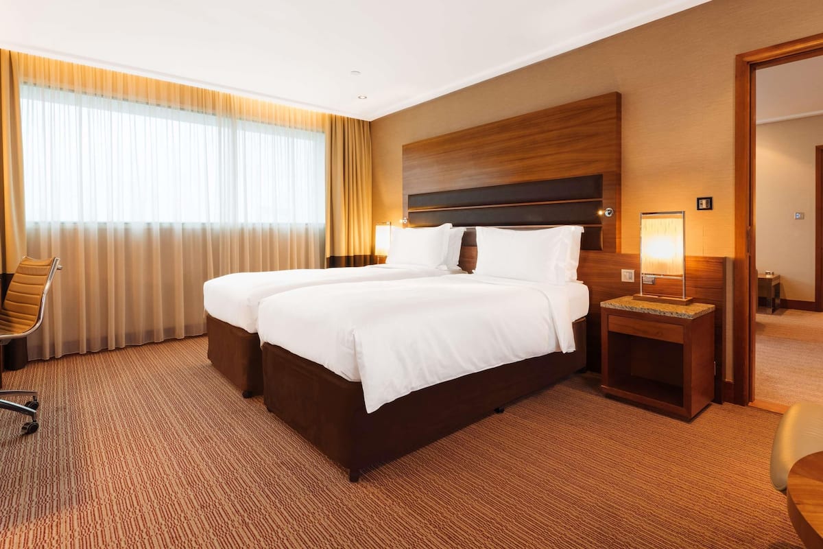 Egyptian cotton sheets, premium bedding, pillow-top beds, in-room safe