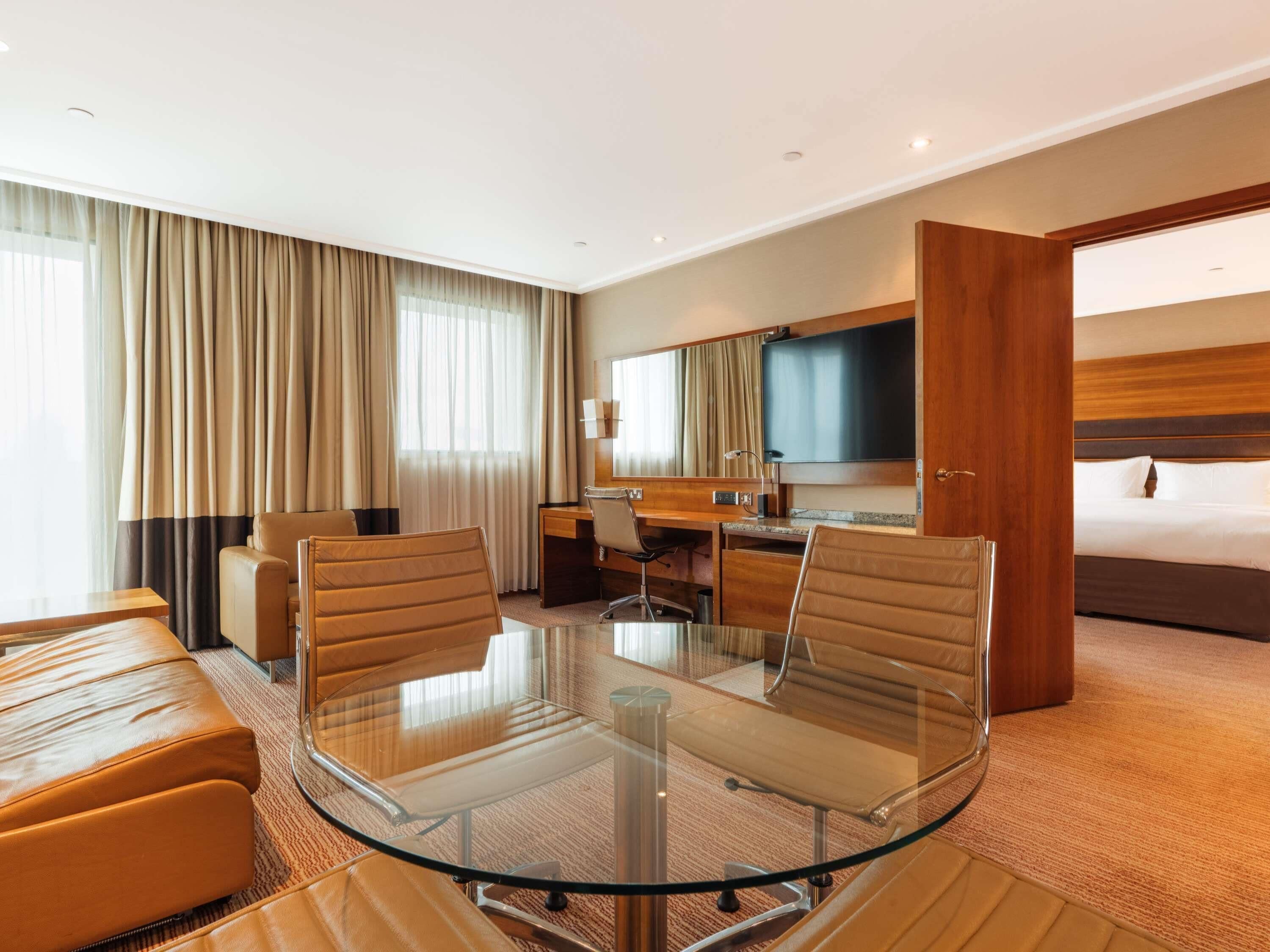Club Suite, 1 Bedroom (Prestige - with lounge access)