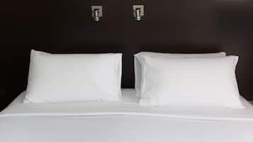 Studio Deluxe, 1 giường cỡ queen | Bàn, bàn ủi/dụng cụ ủi quần áo, nôi/giường cho trẻ sơ sinh (phụ phí)
