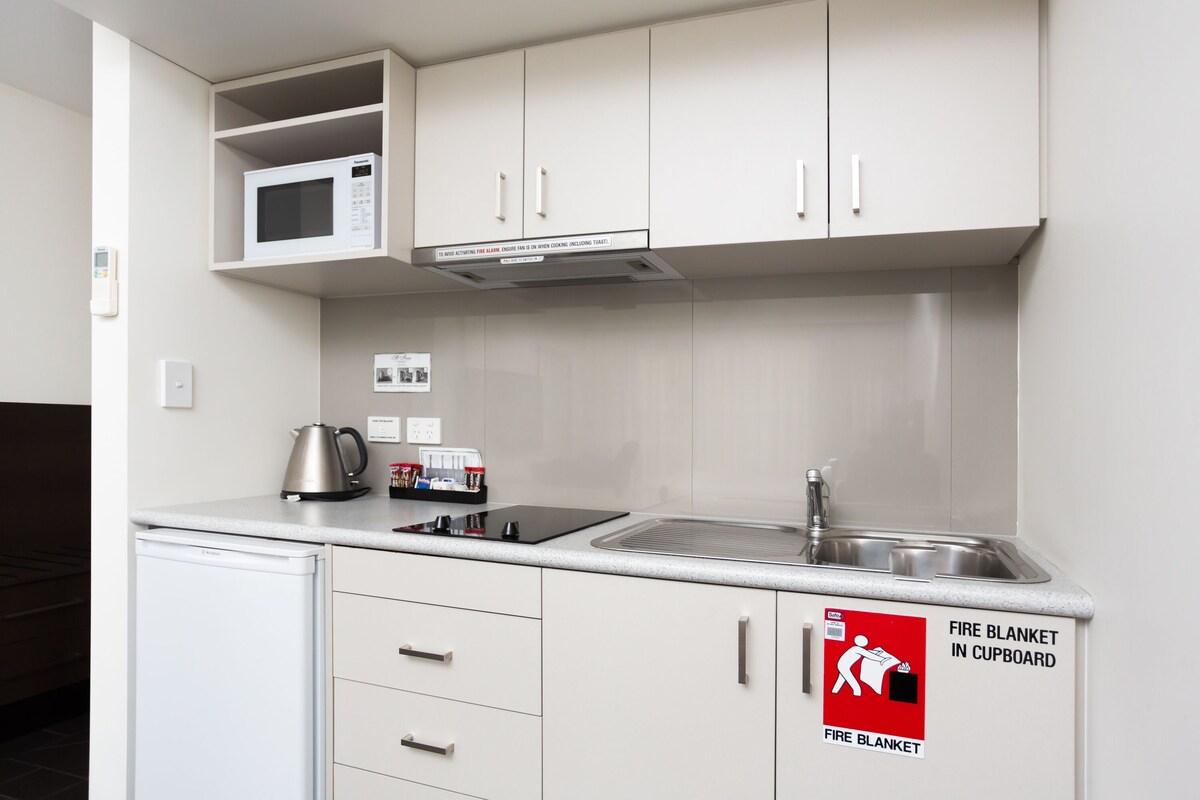 St Ives Apartments