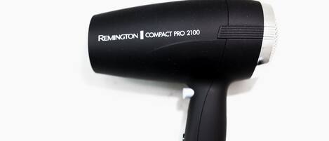 Secador de pelo Remington Compact Pro 2100.
