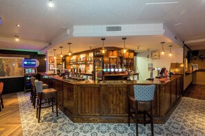 Bar (on property) - The Wee Waif Reading by Greene King Inns (Reading)