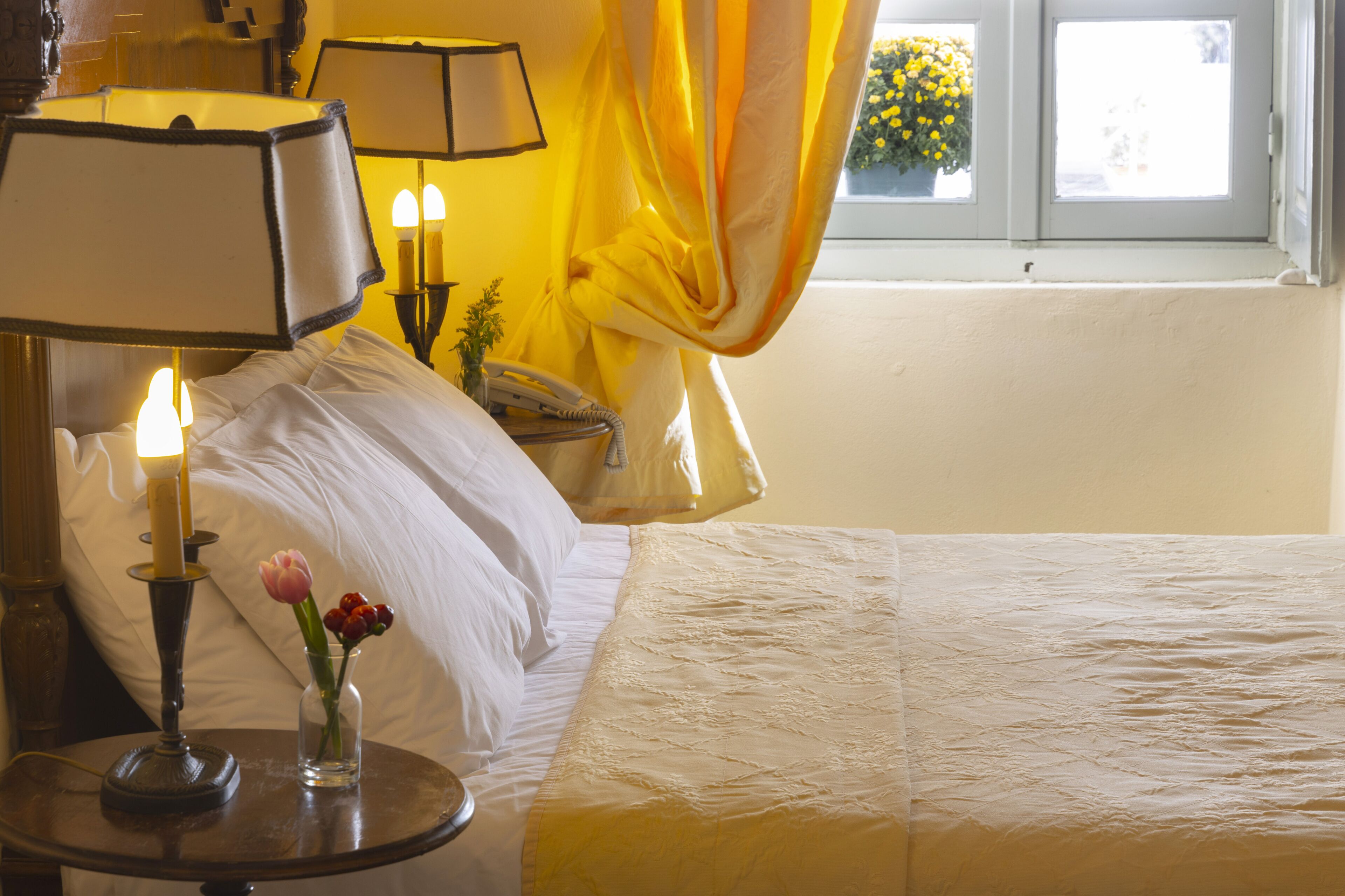 luxury suite | premium bedding, down duvets, minibar, in-room safe