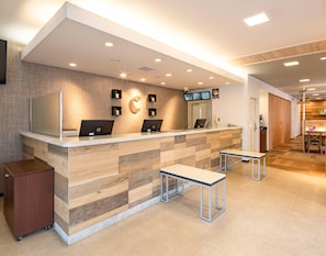 Lobby - Comfort Hotel Saga (Saga)